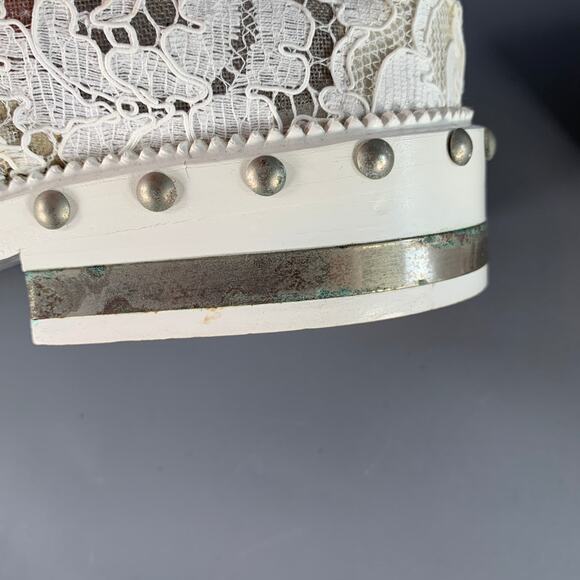 GIVENCHY Size 10 White Leather Lace Studded Derby Shoes - Picture 11 of 14